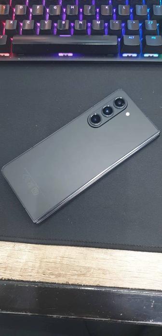 Samsung Galaxy Z Fold 5 12/256