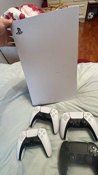 Ps 5 в комплек 4 джостик