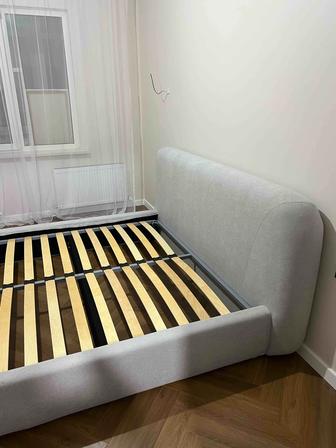 Продам кровать 180х200