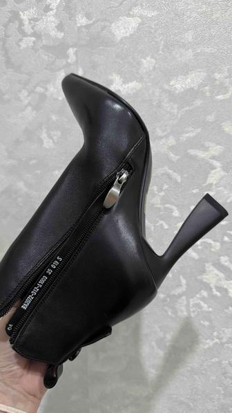 Продам ботильоны, новые!!!