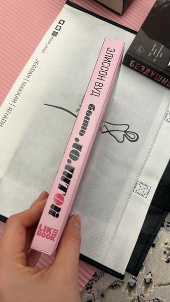 Книга Быть Лолитой