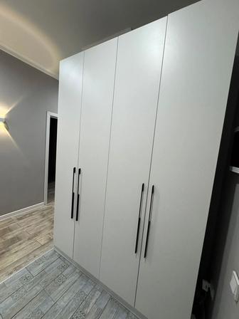 Продам шкаф в прихожую в идеальном состоянии