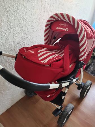 Продам коляску детскую