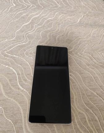 Продается смартфон