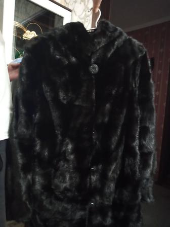Продам норковую шубу