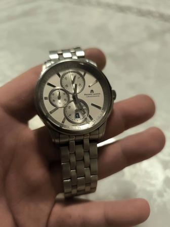 Часы швейцарские