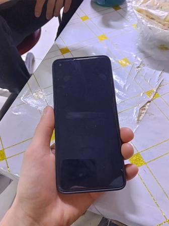 Продам телефон