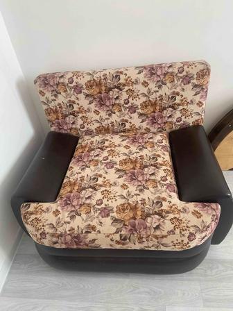 Диван и кресло