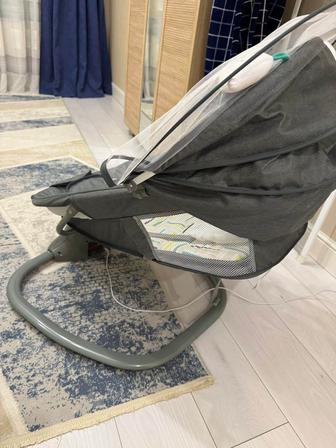 Продаем шезлонг качели