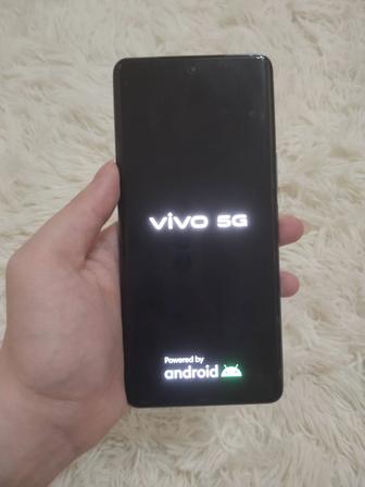 Продаю телефон