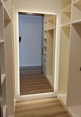 Зеркало с подсветкой 200 на 90