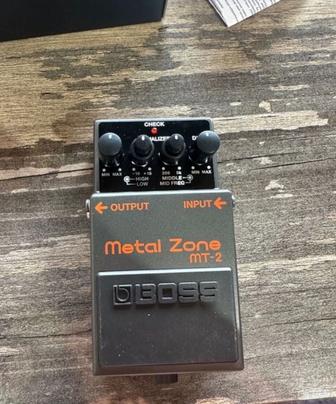 Педаль эффектов metal zone mt-2