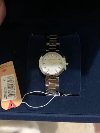 Продам часы женские