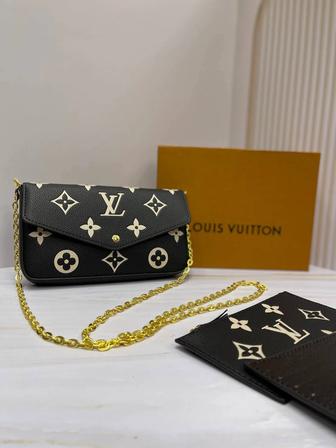 Сумка Louis Vuitton в фирменной подарочной коробке