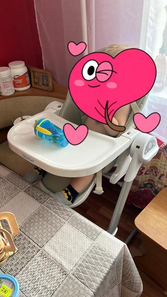 Продам стульчик-качелю детскую