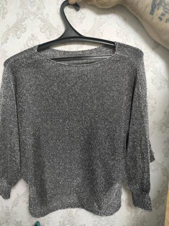 Продам женские кофты