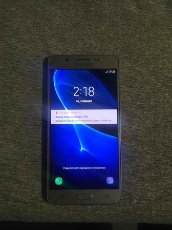 Samsung J5 (2016)