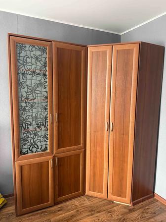 шкаф угловой в комнату