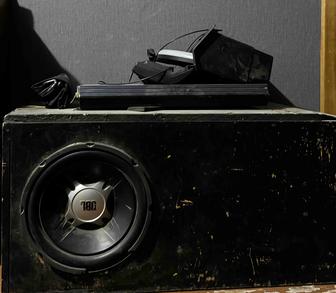 Саббуфер JBL колонка
