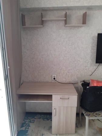 Продам компьютерный стол