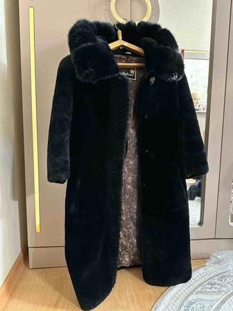 Женская шуба мутон