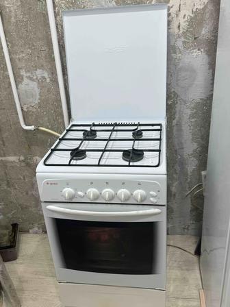 Продам газовую плиту