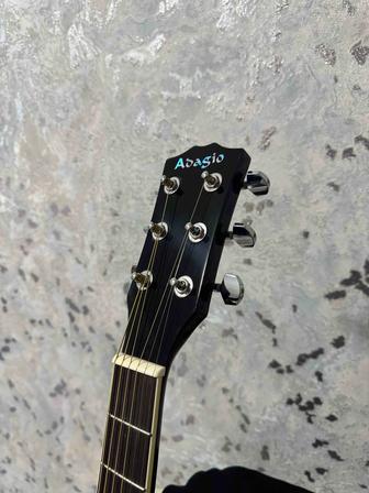 Продам новую гитару