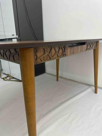 Продам стол и стулья