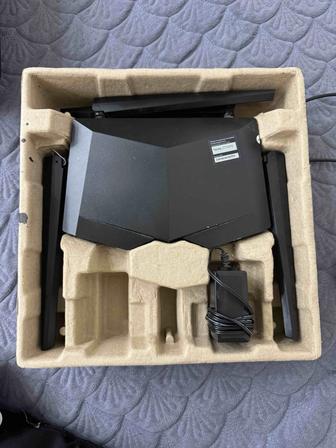 Продаю Wi-Fi роутер Tenda AC6 (AC1200)