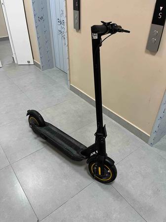 Продам электросамокат Дешево