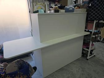 Торговая стойка ресепшн