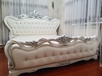 Продается кровать с матрасом