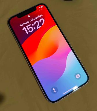 продам Айфон 12 белый 128 гб