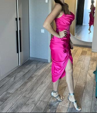 Платья новые праздничные