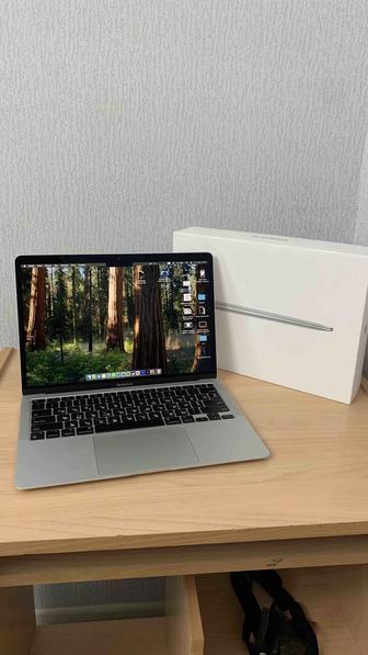 Продам Macbook air m1 8/256