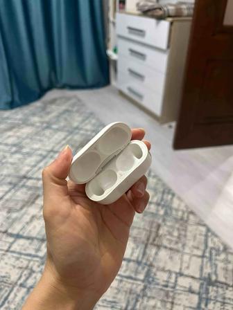 Продам кейс от Airpods 2