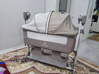 Срочно продам (шезлонг, электро-люлька и столик для кормления)