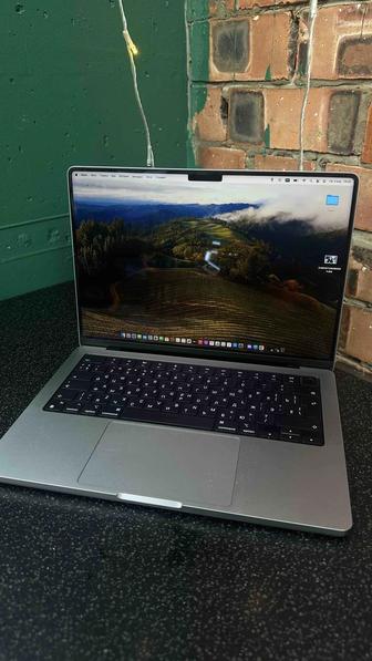 MacBook Pro 14 M1