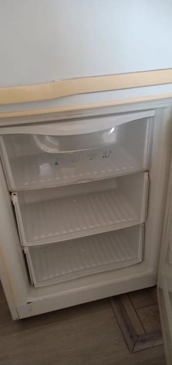 Холодильник не рабочий