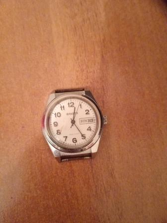 Продам часы чайка
