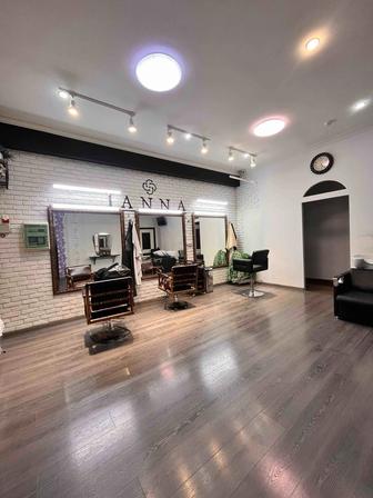 Аренда кресло парикмахера и косметология