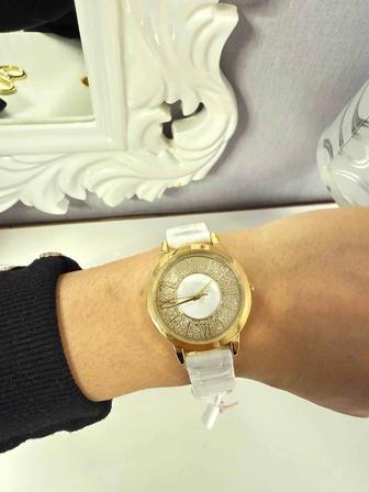 Керамические женские часы