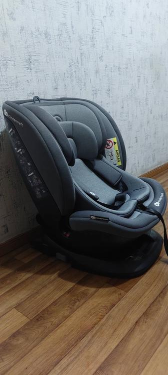 Детское автокресло Kinderkraft Xpedition Isofix