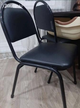 Стул офисный 2 штуки