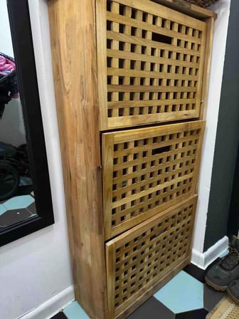 Продам обувницу деревянную.