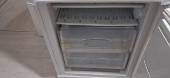 Продам холодильник б/у за 10 000