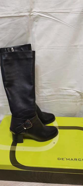 Демисезонные женские сапоги раз. 35