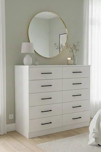 Комод большой для хранения небольших вещей