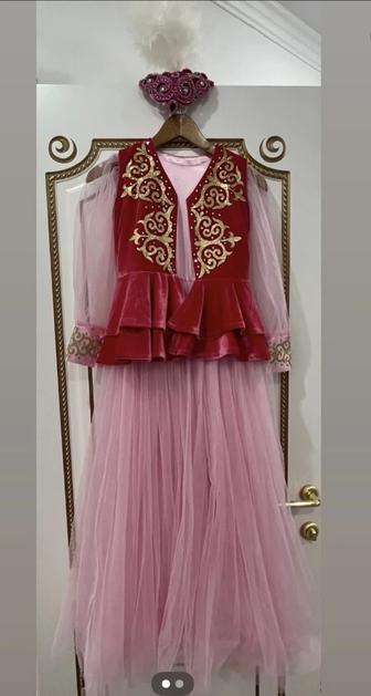 Национальный костюм и платье, ұлттық қазақ көйлек