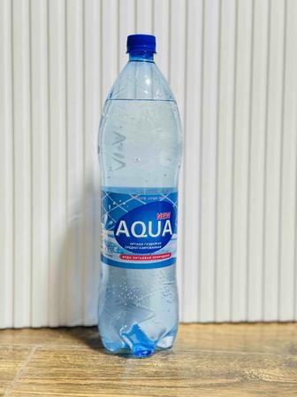 Вода AQUA